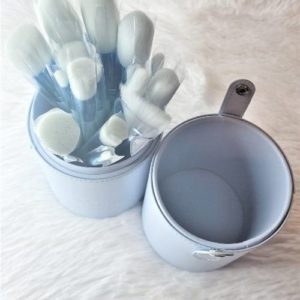 Lets go to Manhattan 24pc Brush Set